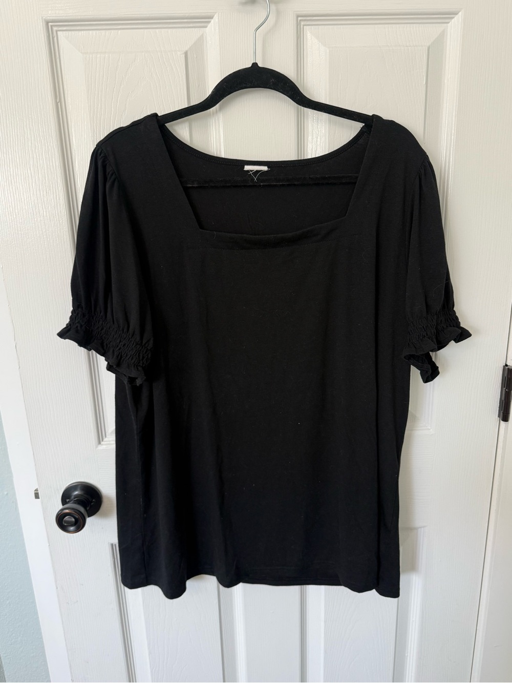 Black Square Neck Short Sleeve Top